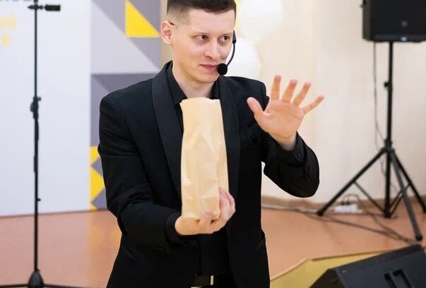 ДЕНЬ НЕФТЯНИКА