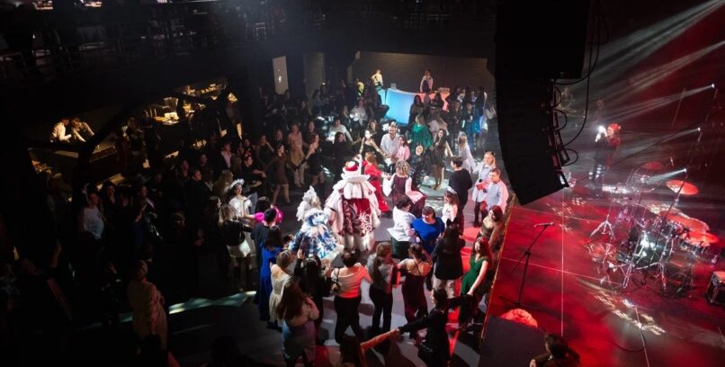 НОВОГОДНИЙ КОРПОРАТИВ ДЛЯ КОМПАНИИ «СОВКОМБАНК»